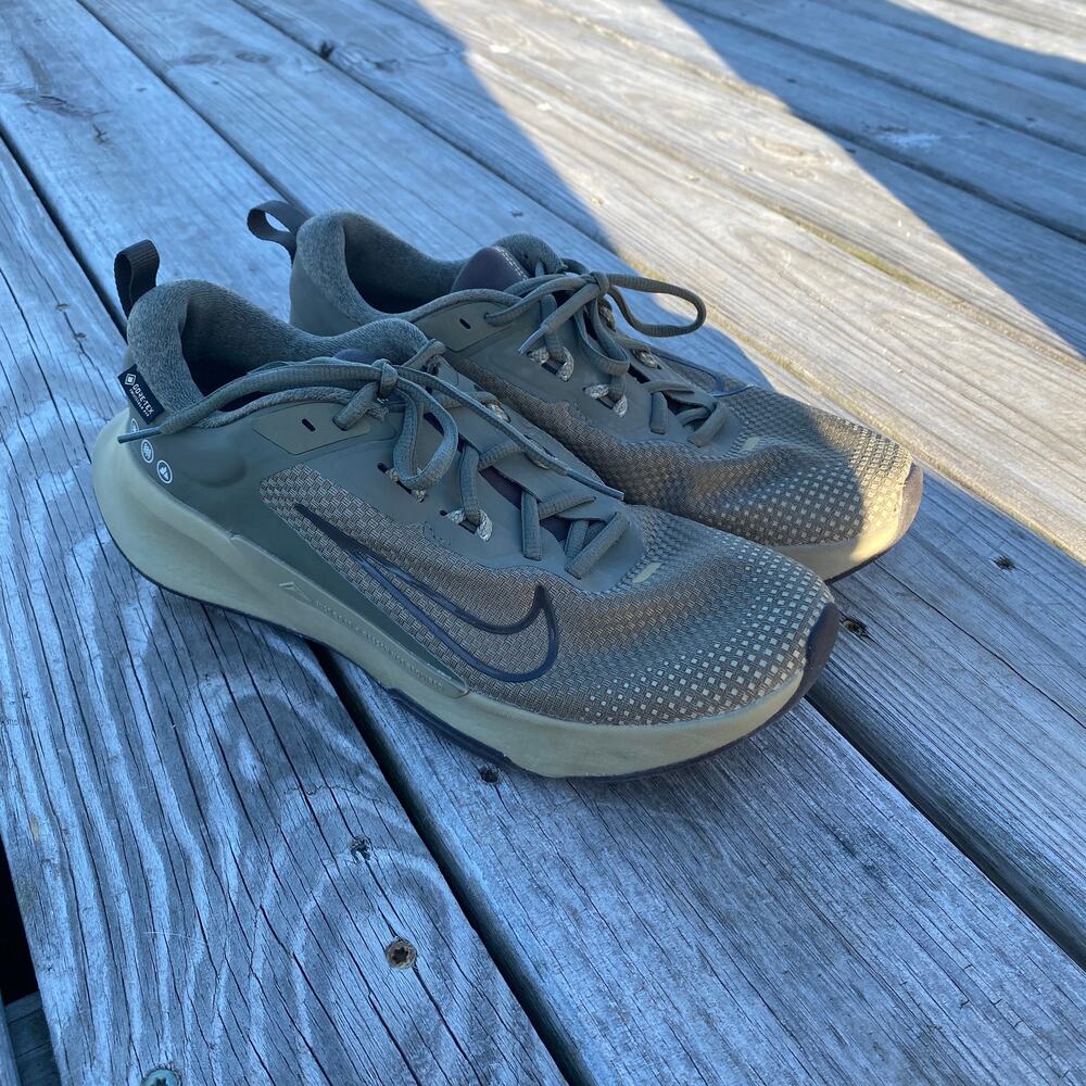 Women's Nike Juniper Trail Shoes with Gore-Tex - Green - Size 7.5 - Picture 3 of 9